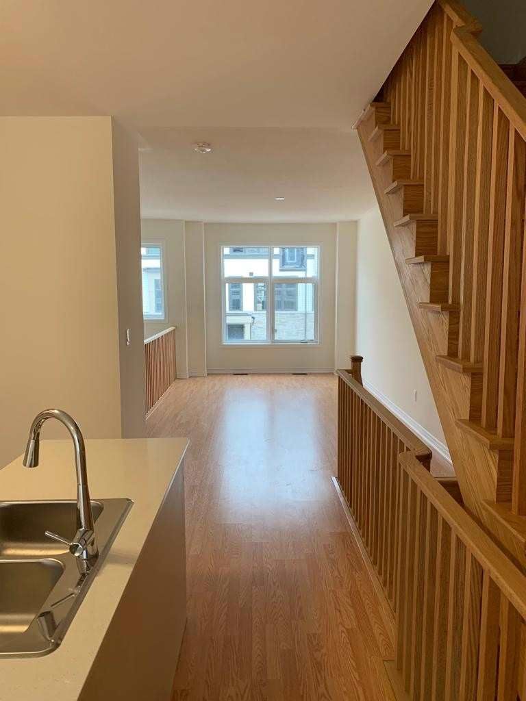 771 Eddystone Path, Oshawa, Lh10A1 | Image 3