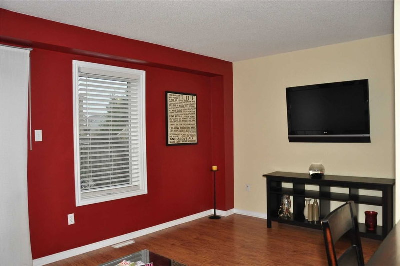 5 Somerscales Dr, Clarington, L1C 5B6 | Image 3