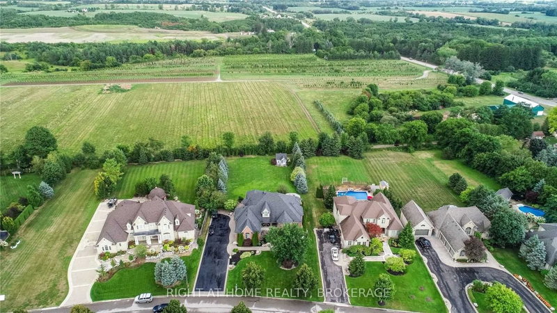 19 Wilson House Dr, Whitby, L0B 1A0 | Image 3