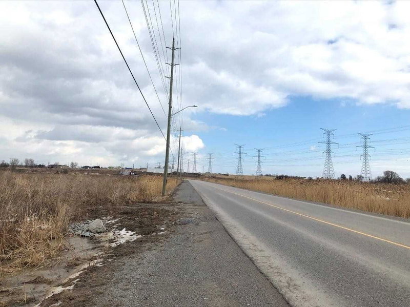 540 Lake Rd, Clarington, L1C4P8 | Image 3