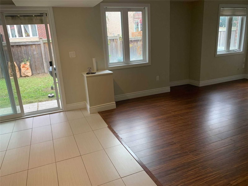 21 Watersplace Ave, Ajax, L1Z 0H5 | Image 3