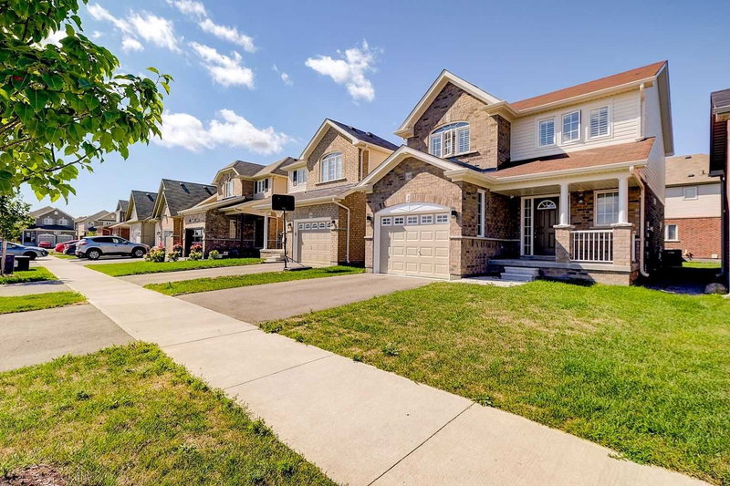 1502 Dunedin Cres, Oshawa, L1K0T9 | Image 3