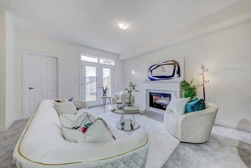 1126 Baltic Lane, Pickering, L1X0G9 | Image 3