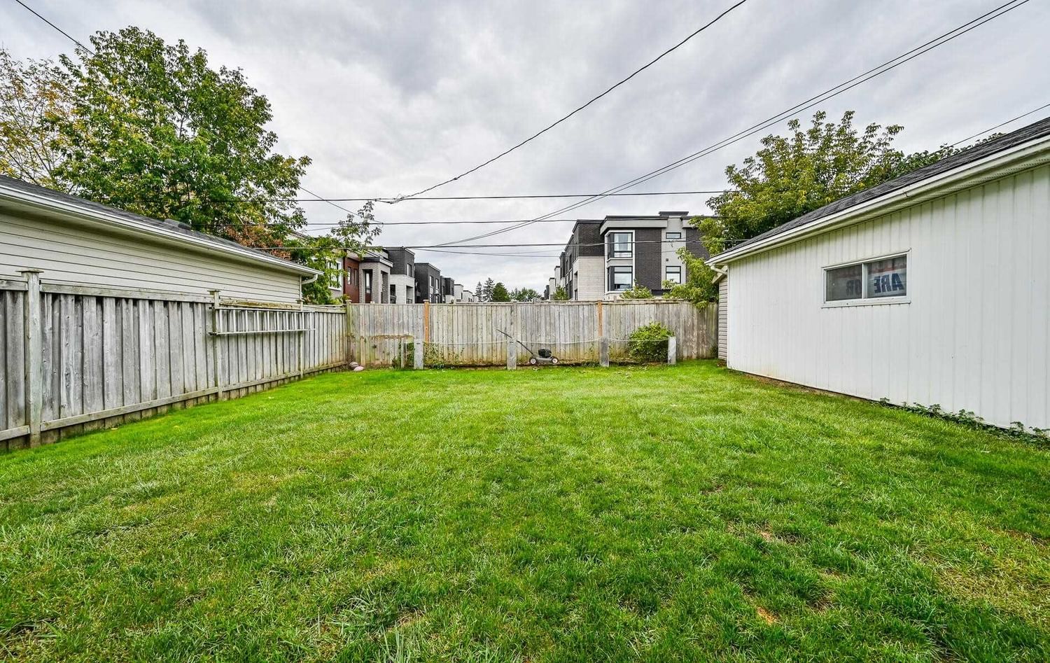 Listing Image 32