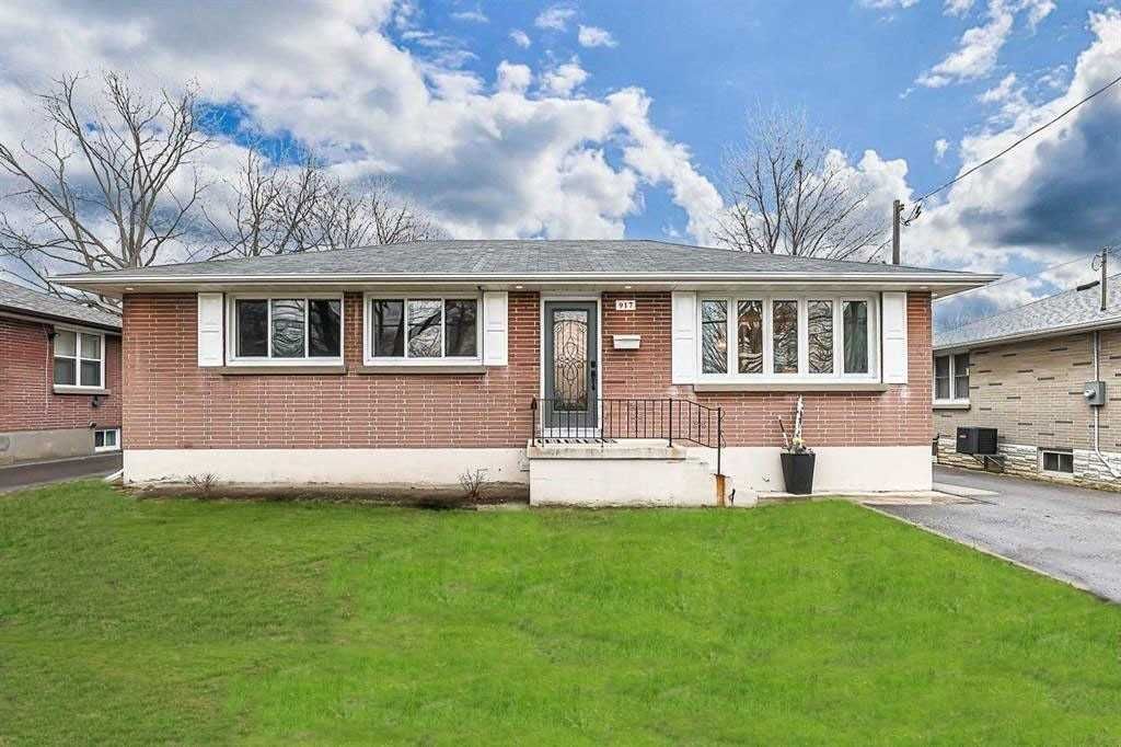 Detached House leased at 917 Henry Street, Whitby, Ontario, L1N5E6 - Downtown Whitby - MLS: E5779611