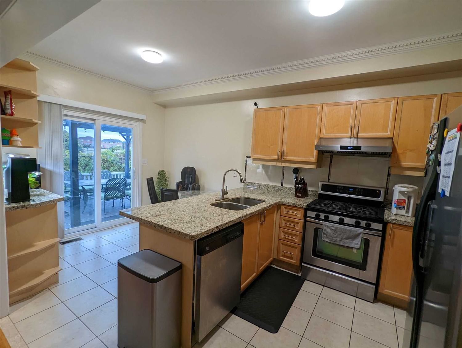 Listing Image 8