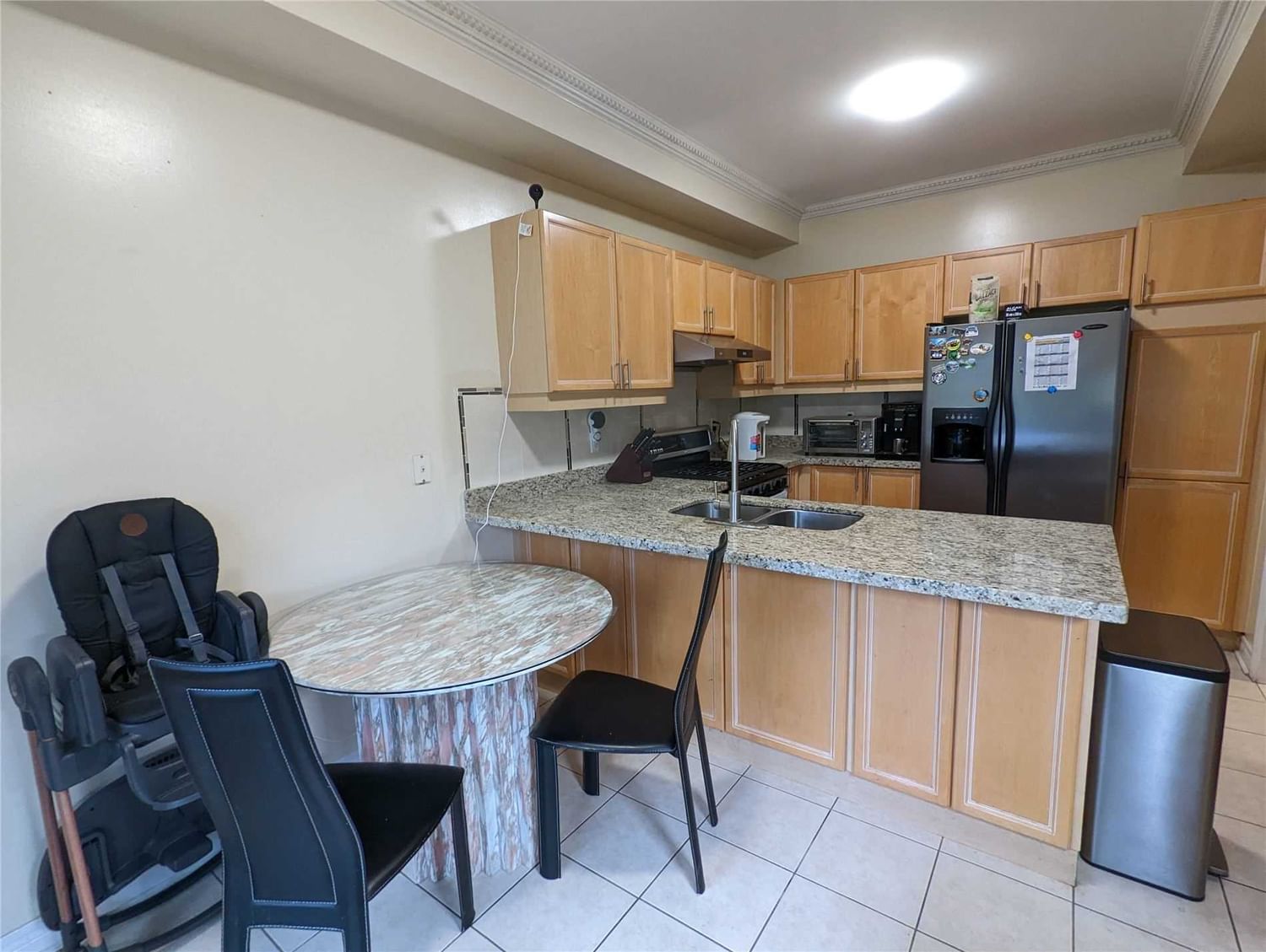 Listing Image 9