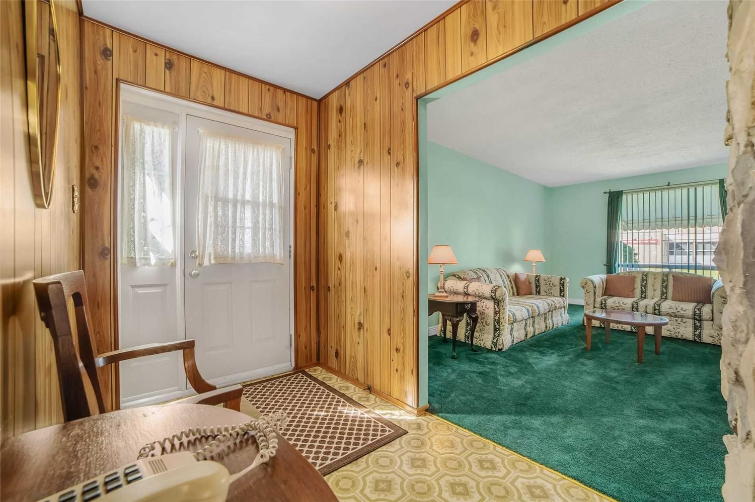 Listing Image 7