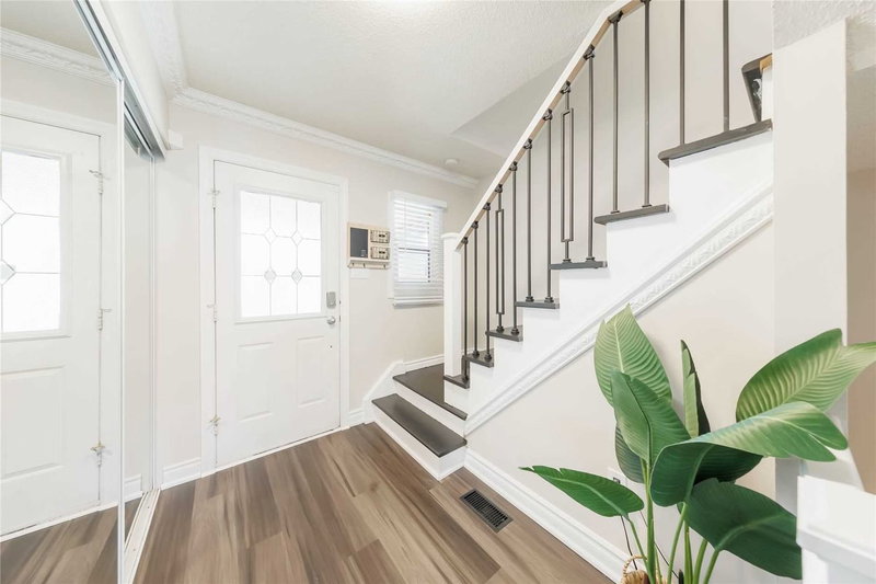 87 Radford Dr, Ajax, L1T2E2 | Image 2