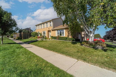 Detached House sold at 1538 Amberlea Road, Pickering, Ontario, L1V4V3 - Amberlea - MLS: E5785064