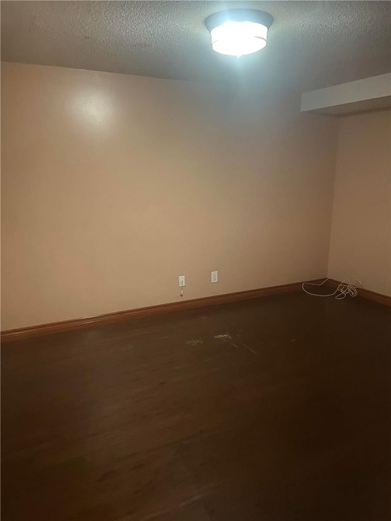 564 Military Tr, Toronto, M1E5A9 | Image 3