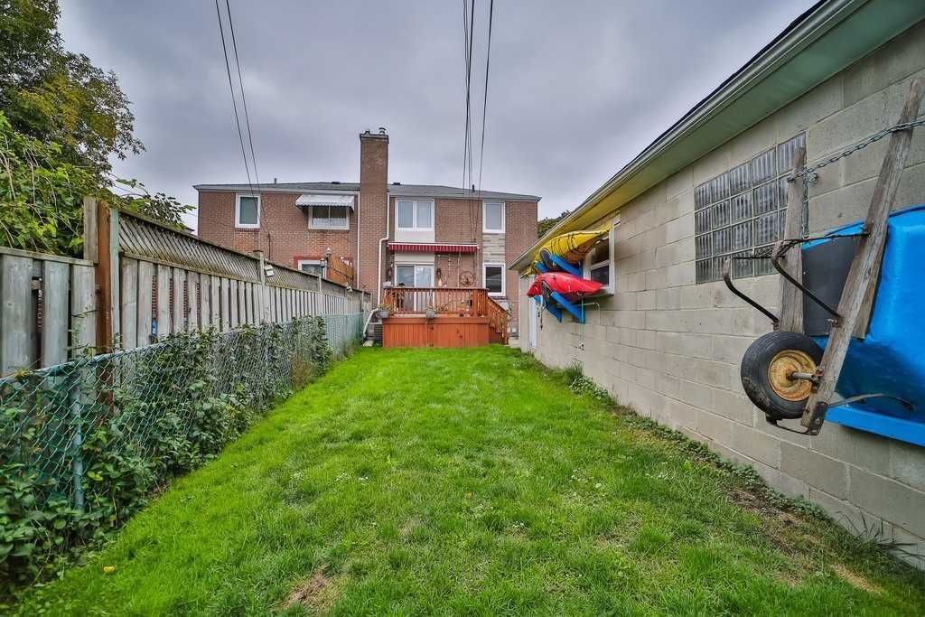 Listing Image 26