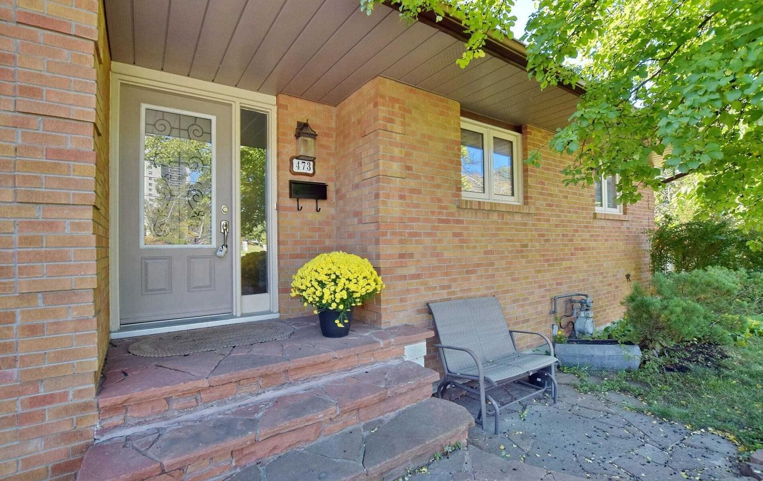 Listing Image 3