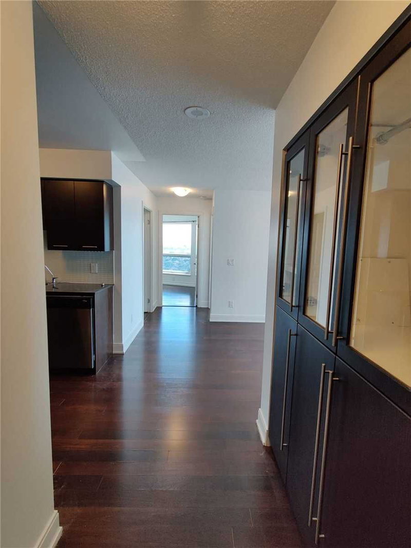 3203 - 125 Village Green Sq, Toronto, M1S0G4 | Image 3