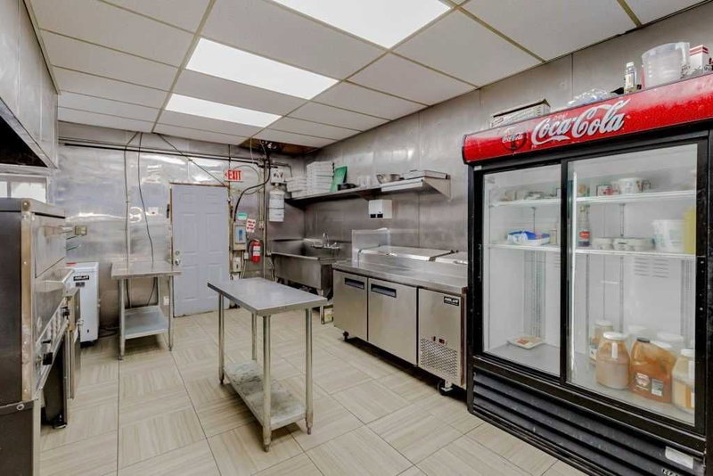 977 O'connor Dr, Toronto, M4B2T1 | Image 3