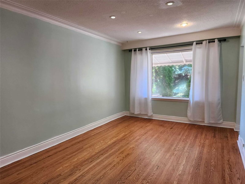 111 Sharpe St, Toronto, M1N3T9 | Image 2