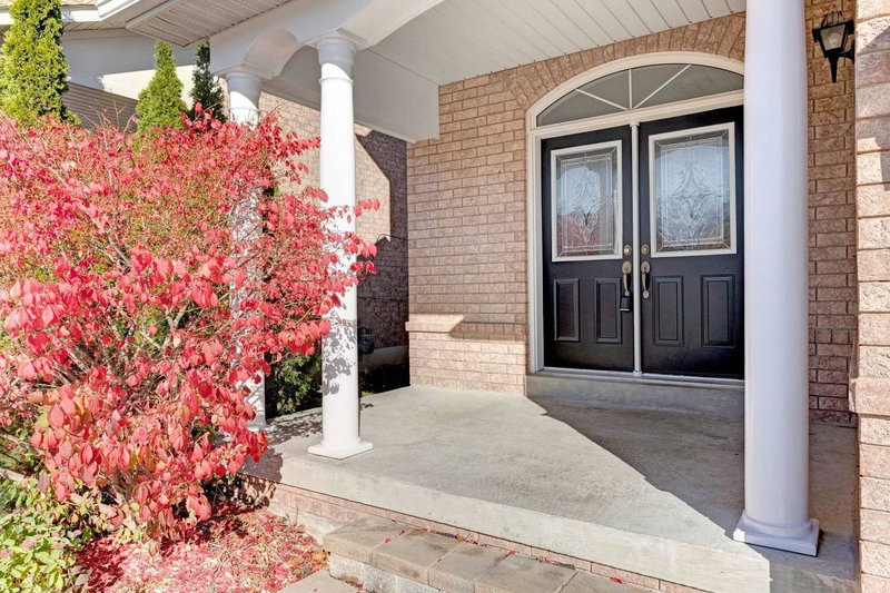 49 Sonley Dr, Whitby, L1R3B7 | Image 3