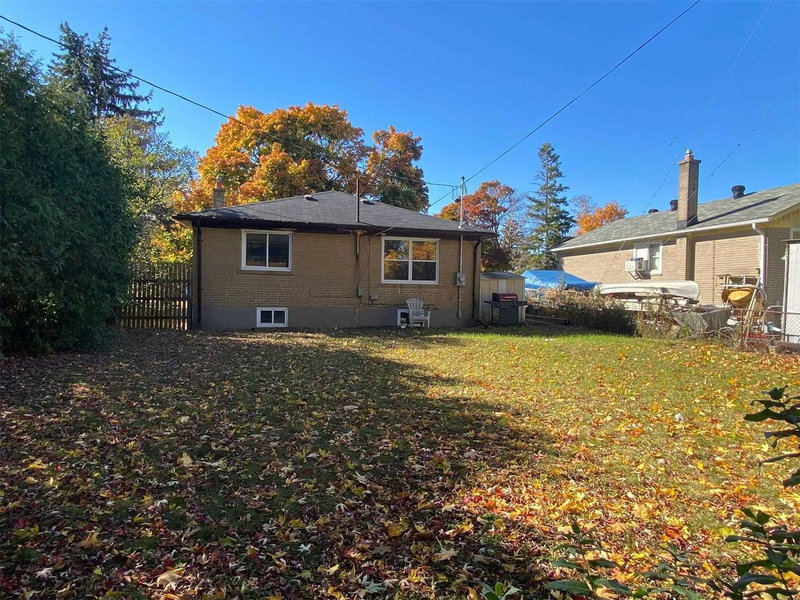 38 Thorncroft Cres, Ajax, L1S2S2 | Image 2