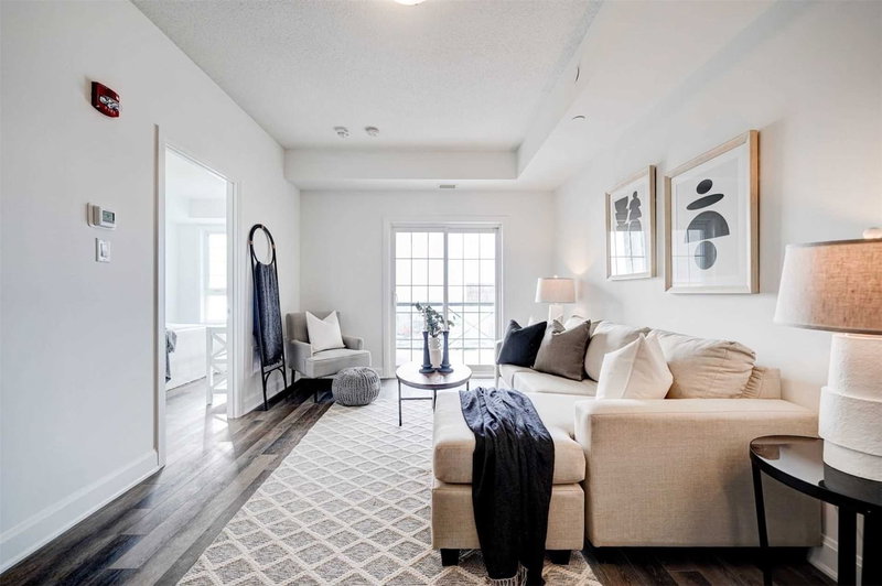 317 - 50 Lakebreeze Dr, Clarington, L1B0V9 | Image 3