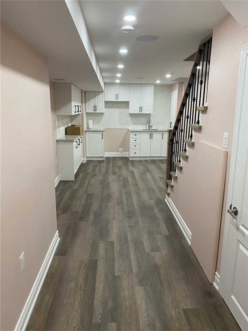 1517 Dusty Dr, Pickering, L1X0C8 | Image 2