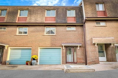 Townhouse sold at 54-441 Military Trail, Toronto, Ontario, M1E4E8 - Morningside - MLS: E5824557