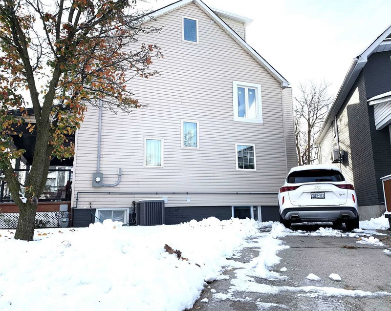 Lower - 31 Heyworth Cres, Toronto, M4E1T6 | Image 2