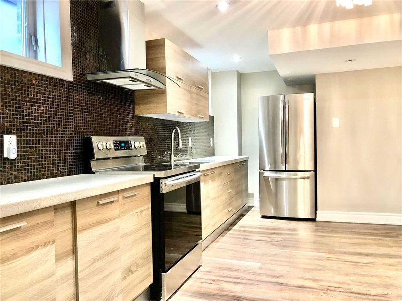 1834 Fairport Rd, Pickering, L1V 1T3 | Image 3