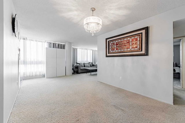 503 - 3233 Eglinton Avenue