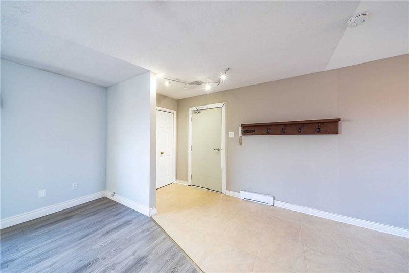 Upper - 380 Phillip Murray Ave, Oshawa, L1J 1H3 | Image 3