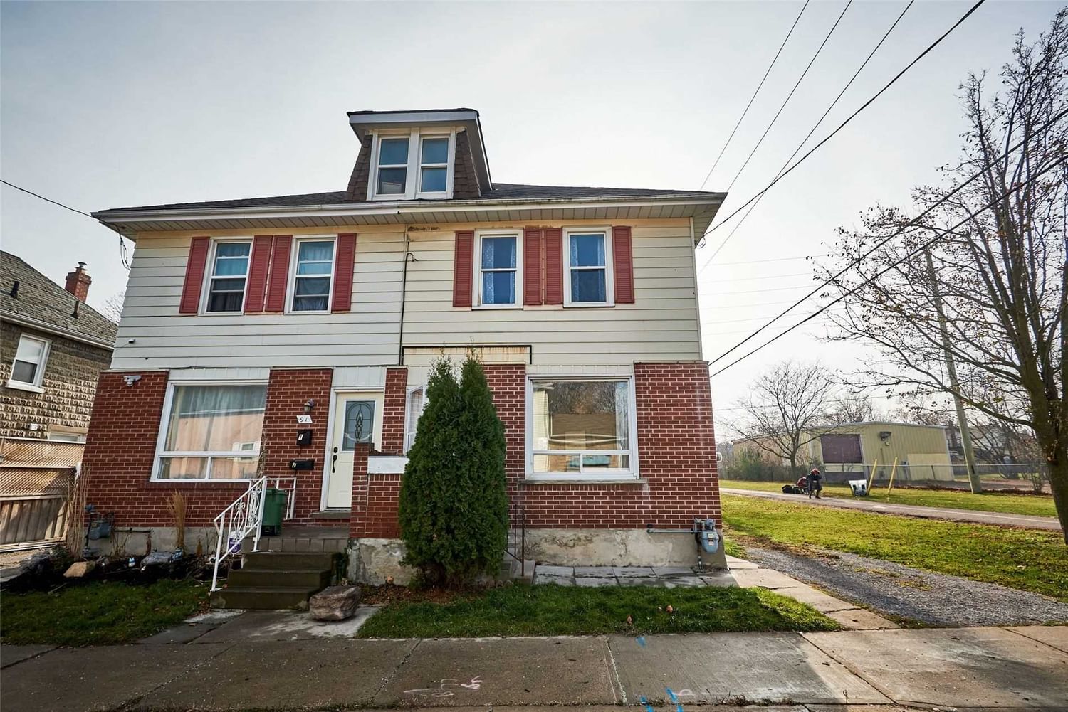 Listing Image 2