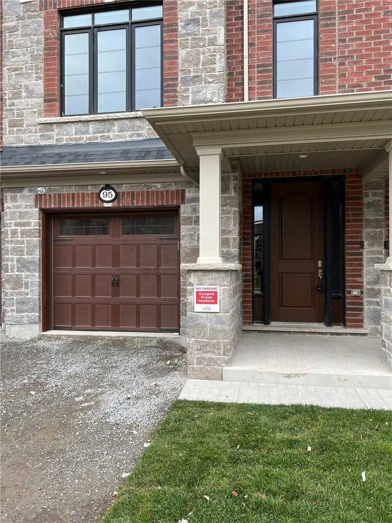 95 Elkington Cres, Whitby, L1P 0L7 | Image 2