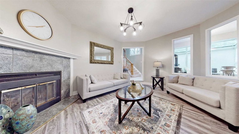 35 Davies Cres, Whitby, L1N8X4 | Image 3