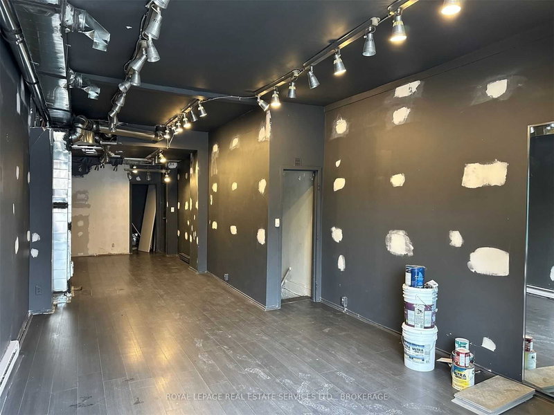 952 Queen St E, Toronto, M4M 1J7 | Image 2