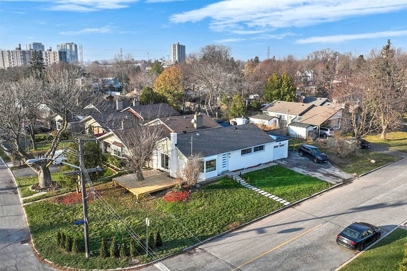12 Bonnechere Cres, Toronto, M1K 4Y8 | Image 3
