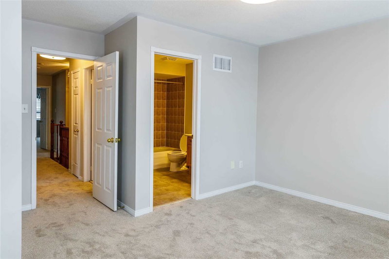 94 Bayberry Crt, Whitby, L1M 2L1 | Image 3