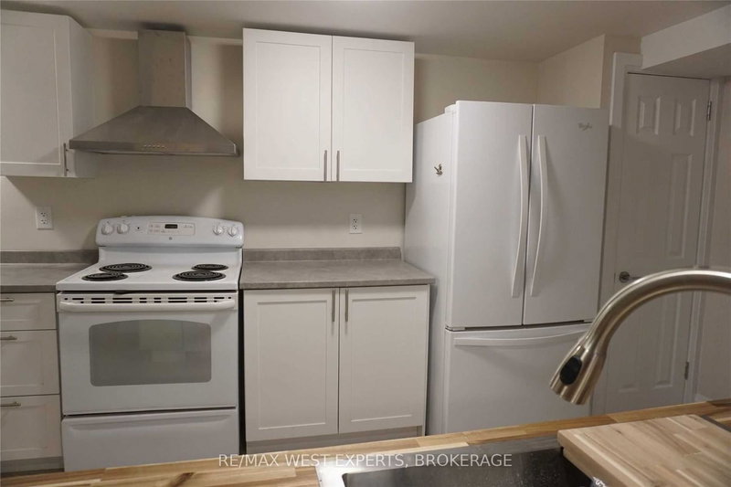 Lower - 77 Cromwell Ave, Oshawa, L1J 4T5 | Image 2