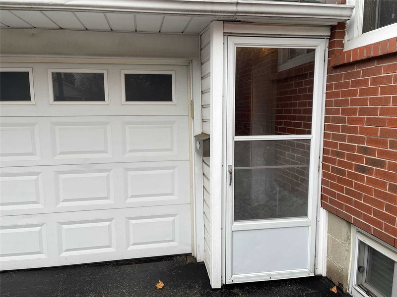 Main - 119 Earlton Rd, Toronto, M1T 2R8 | Image 2