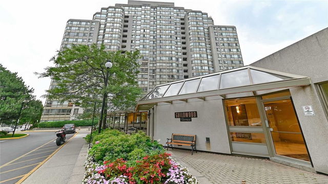402 - 3233 Eglinton Avenue