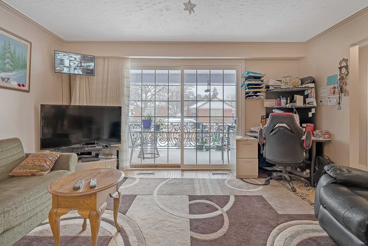 Listing Image 7