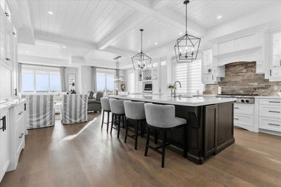 Unit 1 — 315 Lakebreeze Dr, Clarington - Newcastle image-0-1