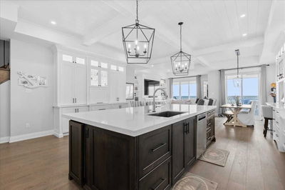 Unit 1 — 315 Lakebreeze Dr, Clarington - Newcastle image-0-2