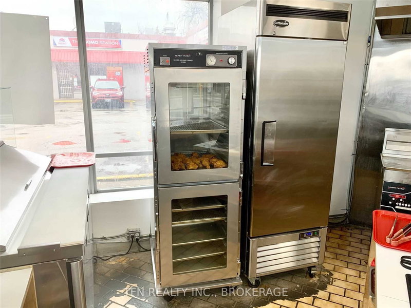 7 - 1071 Danforth Rd, Toronto, M1J 1E4 | Image 2