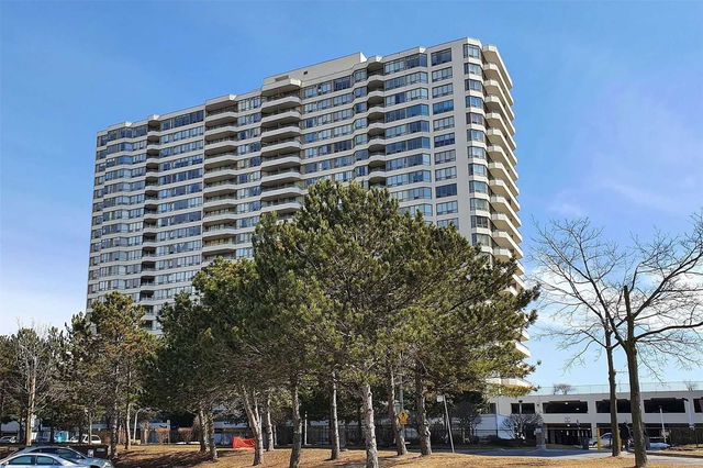 1813 - 5 Greystone Walk Drive