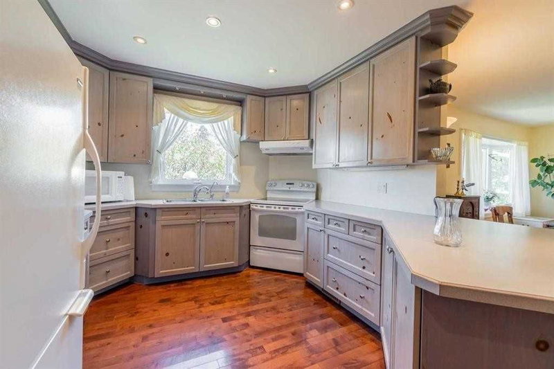 3440 Simcoe St N, Oshawa, L1H 0S1 | Image 2