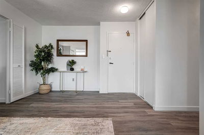 Unit 810 — 90 Ling Rd, Toronto - West Hill image-0-4