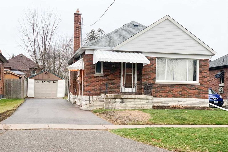 96 Oakes Ave, Oshawa, L1G 6C6 | Image 2
