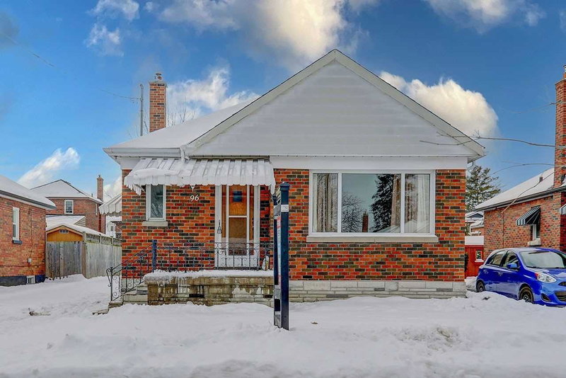 96 Oakes Ave, Oshawa, L1G 6C6 | Image 3