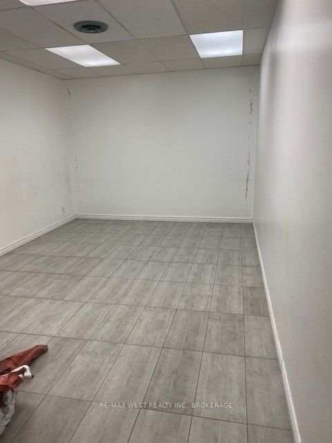 206 - 174 Harwood Ave, Ajax, L1S 2H6 | Image 3