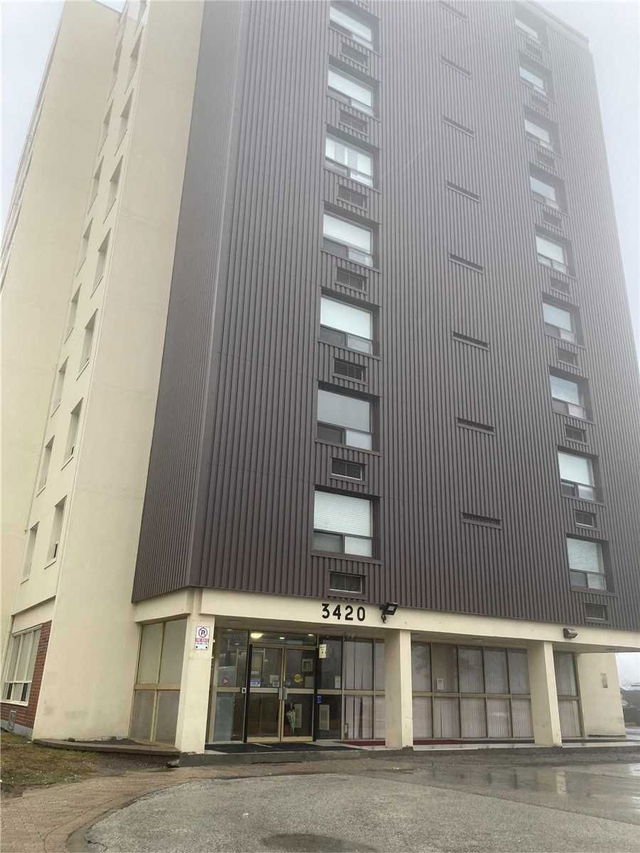 903 - 3420 Eglinton Avenue