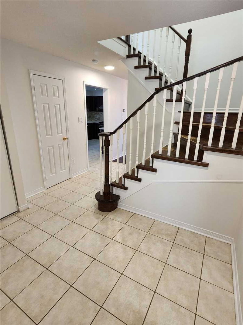 85 Shepton Way, Toronto, M1V 5N4 | Image 2